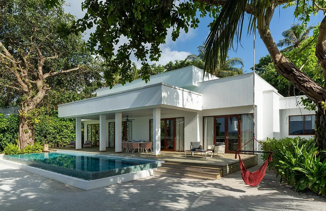 Niva Dhigali Maldives - A Premium All-Inclusive Resort-1